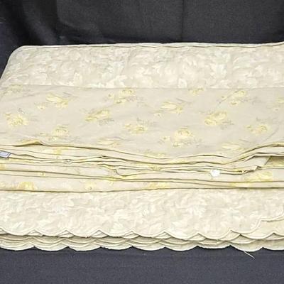 Yves Delorme Linens (WH4)