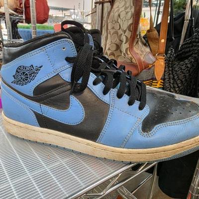 Sale Photo Thumbnail #128