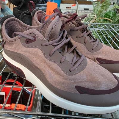 Sale Photo Thumbnail #139