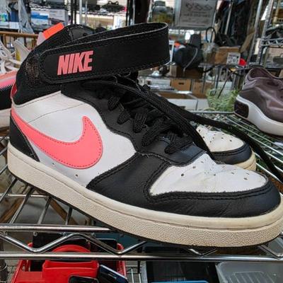 Sale Photo Thumbnail #135