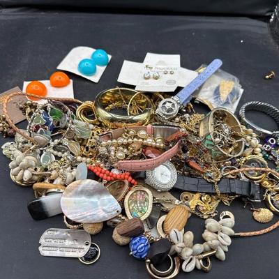 Sale Photo Thumbnail #714