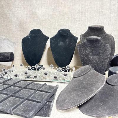 Sale Photo Thumbnail #619