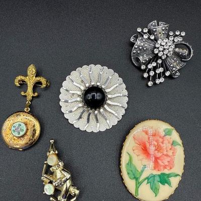 Sale Photo Thumbnail #3