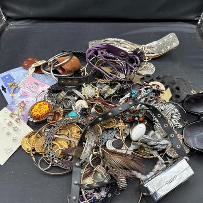 Sale Photo Thumbnail #715