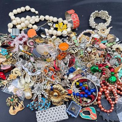 Sale Photo Thumbnail #724