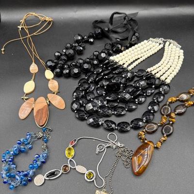 Sale Photo Thumbnail #50