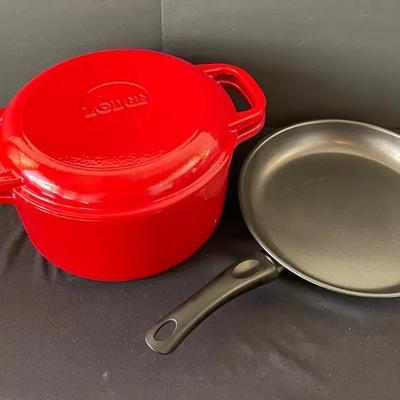 Lodge Cast Iron Casserole With Grill Lid 