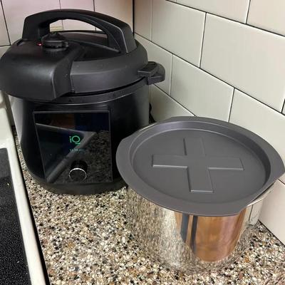 Chef IQ Smart Pressure Cooker
