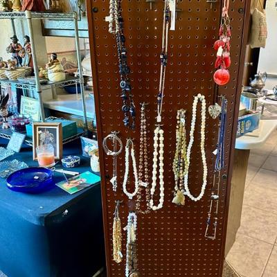 Sale Photo Thumbnail #20