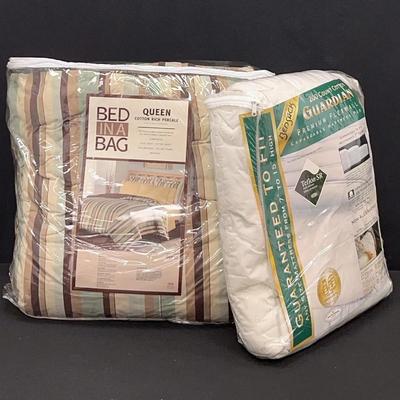 Queen Size Bed-In-A-Bag “Daniel” And Expandable Mattress Pad In Original Packaging