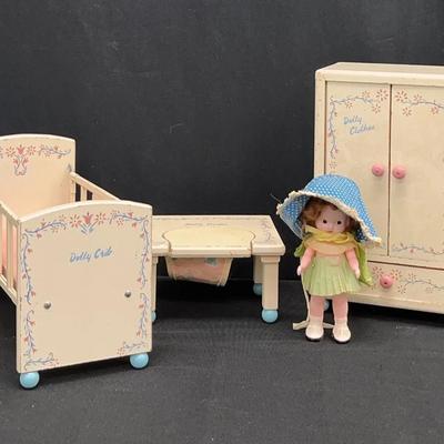 Vintage 1940’s Wooden Doll Furniture - Dolly Tender