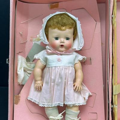 Vintage Tiny Tears Doll In Original Case