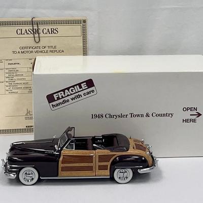 Model Classic Car - 1948 Chrysler Town & Country Convertible