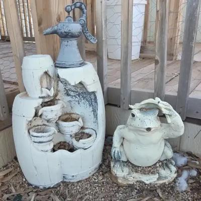 Decorative Outdoor Water Fountain With Hand Pump, Outdoor Frog