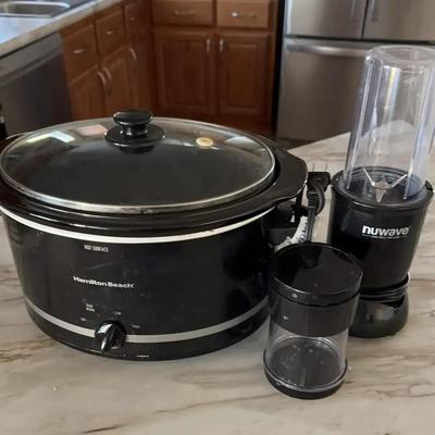 Small Appliances - Hamilton Beach Crock Pot & Nuwave Personal Blender