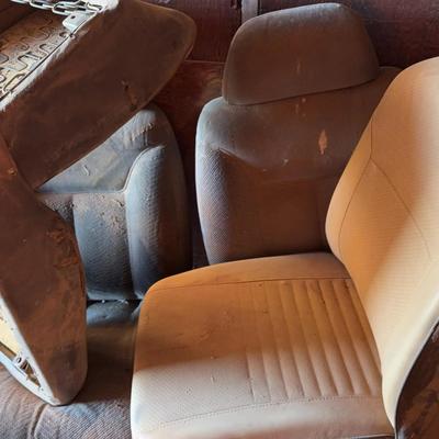2 Cream Car Seats + 2 Grey Cloth Split Bench Seats - Automobile Parts