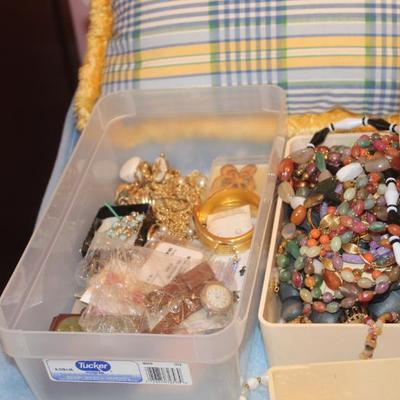 Sale Photo Thumbnail #212