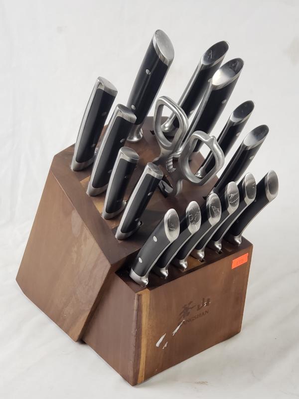 Sale Photo Thumbnail #25