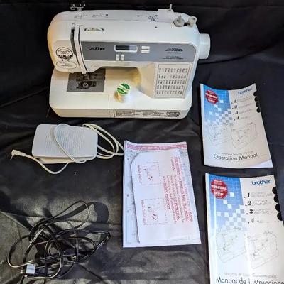 Brother Brand Sewing Machine, Project Runway Limited Edition 
