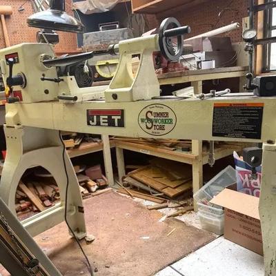 JET 14” x 42” Variable Speed Wood Lathe with Work Light