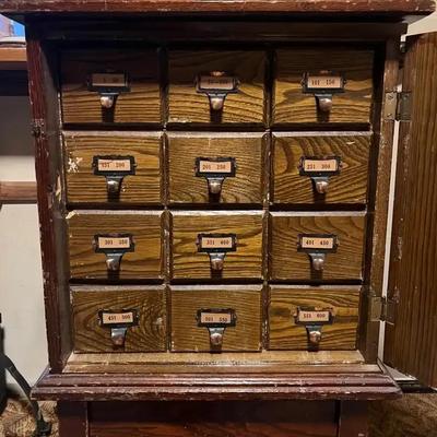 Keystone View Cabinet with Glass Slides, “600 Set Knowledge Visualized Concrete Study Course”