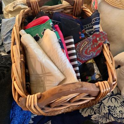 Sale Photo Thumbnail #110