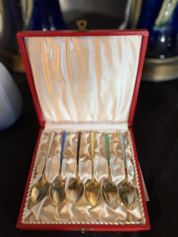 Sale Photo Thumbnail #136