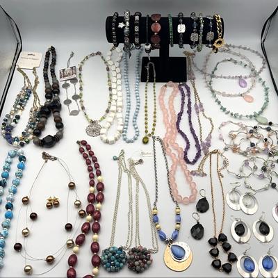 Large Beaded Jewelry Lot P.