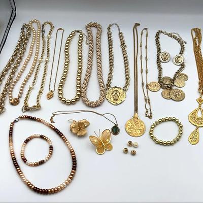 Mystery Jewelry Lot H.
