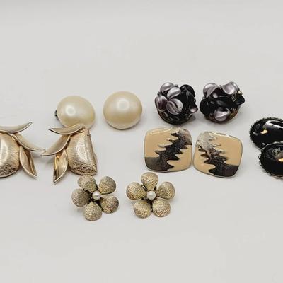 6pc Vintage Clip Earrings Lot Dark And Neutral