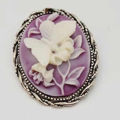 Purple Resin Pin Pendant Faux Cameo Vintage 