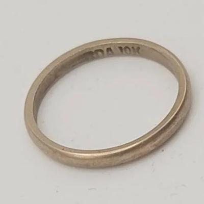 10k Tiny Antique Child's Ring 