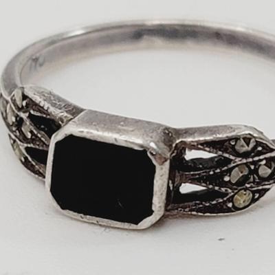 Sterling  Silver 925 Onyx Ring Sz 9 Marcasite Details