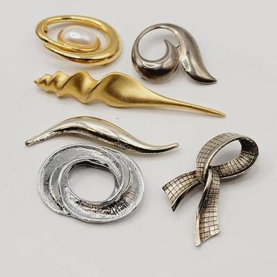 Gold & Silver Tone Lapel Pin Brooch Lot