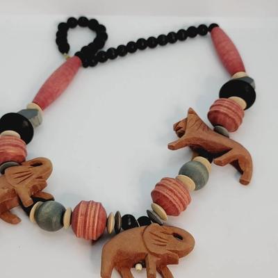 Carved Wooden Jungle Animals Necklace Vintage