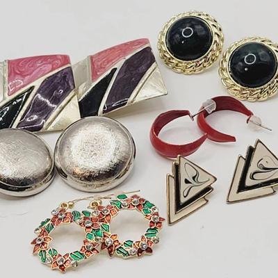 6 Pr Vintage Earrings Post And Clip