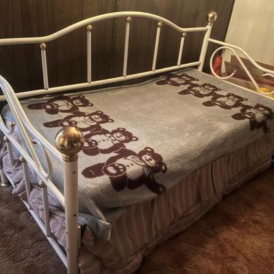 Sale Photo Thumbnail #120