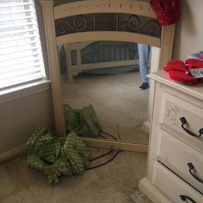 Sale Photo Thumbnail #46