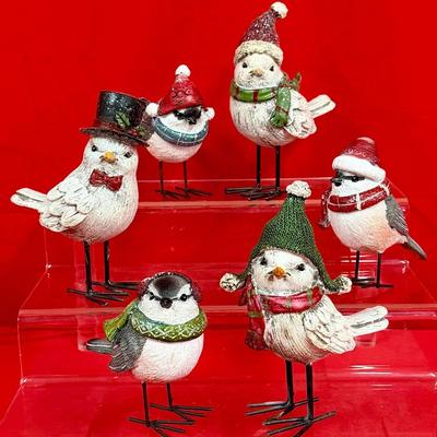 Set of 6 Festive Winter Birds – Holiday Figurines with Hats, Scarves & Seasonal Accessories