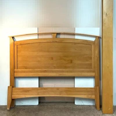 Birch Queen Headboard, Footboard, & Rails 