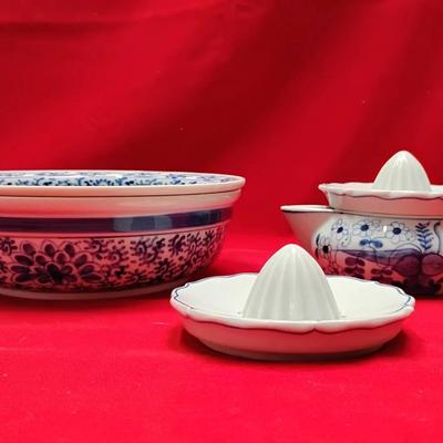 Exquisite Blue & White Porcelain Citrus Juicer, Bowl, and Creamer Lot