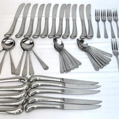52-pc Set Rogers “Jefferson Manor” Stainless