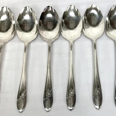 6-pc Set Oneida Tudor Plate “Queen Bess II” Vintage Serving Spoons