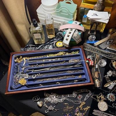 Sale Photo Thumbnail #132