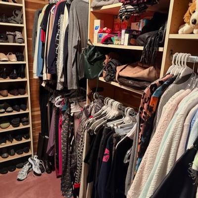 Sale Photo Thumbnail #241