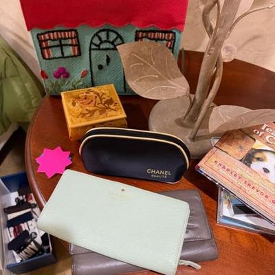 Sale Photo Thumbnail #74