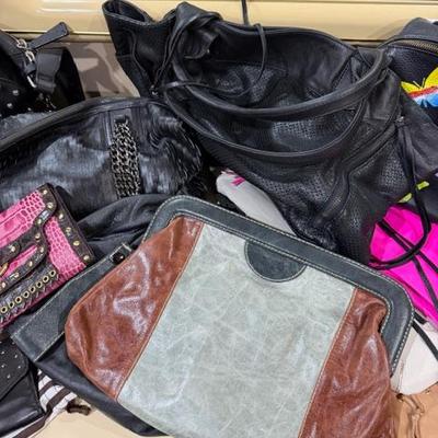 Sale Photo Thumbnail #70