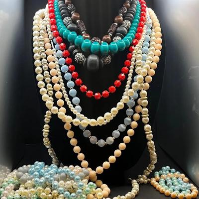 Vintage Beads Necklaces 