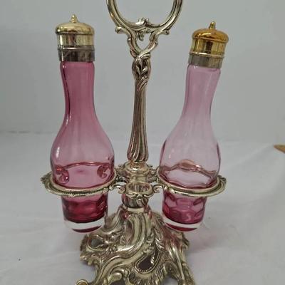 2 Piece Vintage Cruet Set