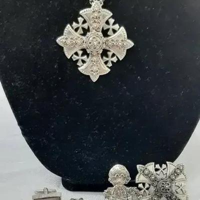 Sterling Jewelry Middle East Pendants and Chains - Cuff Links - Pin - 4 Piece Lot 110g with Stones 